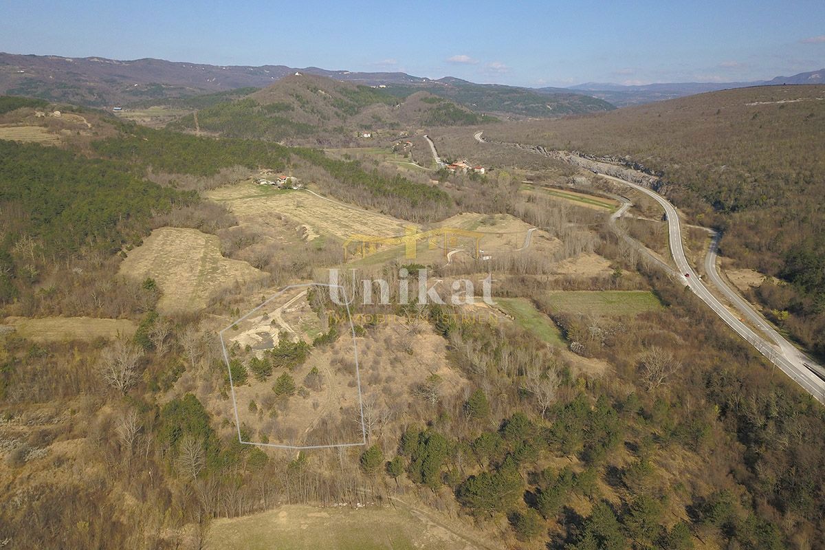 Prostorno zemljišče za gostinsko-turistično rabo